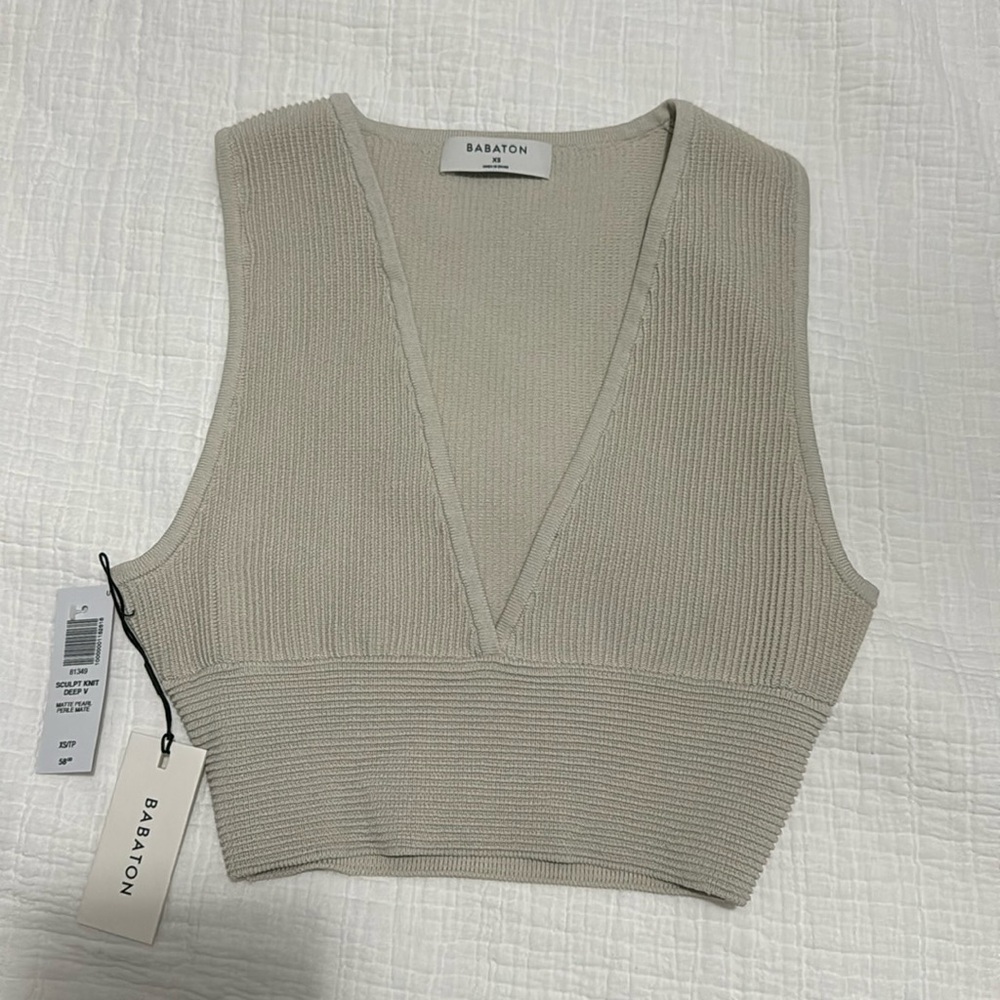 BABATON sculpt knit deep v crop tank